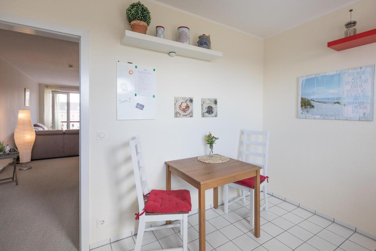 Hafenflair Apartment Husum  Bagian luar foto