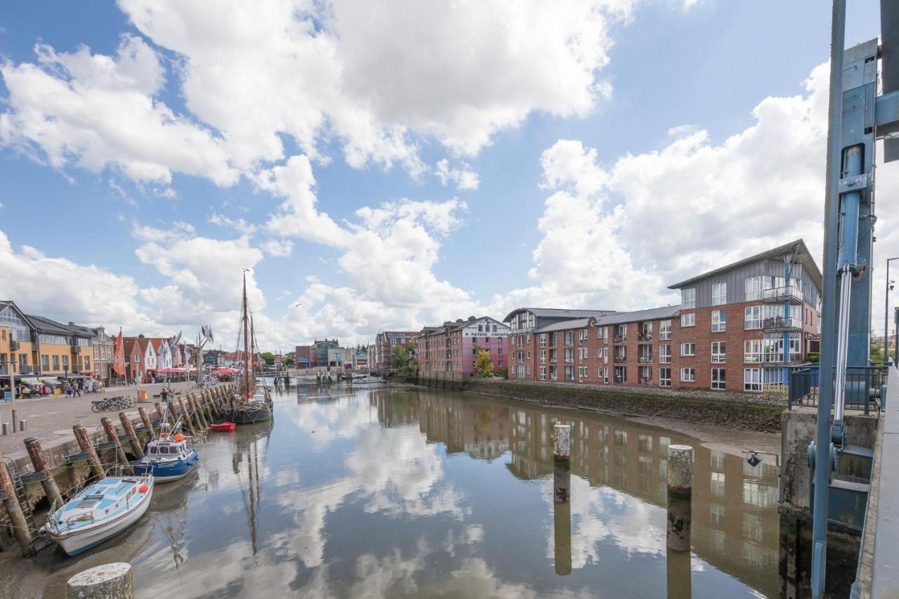 Hafenflair Apartment Husum  Bagian luar foto