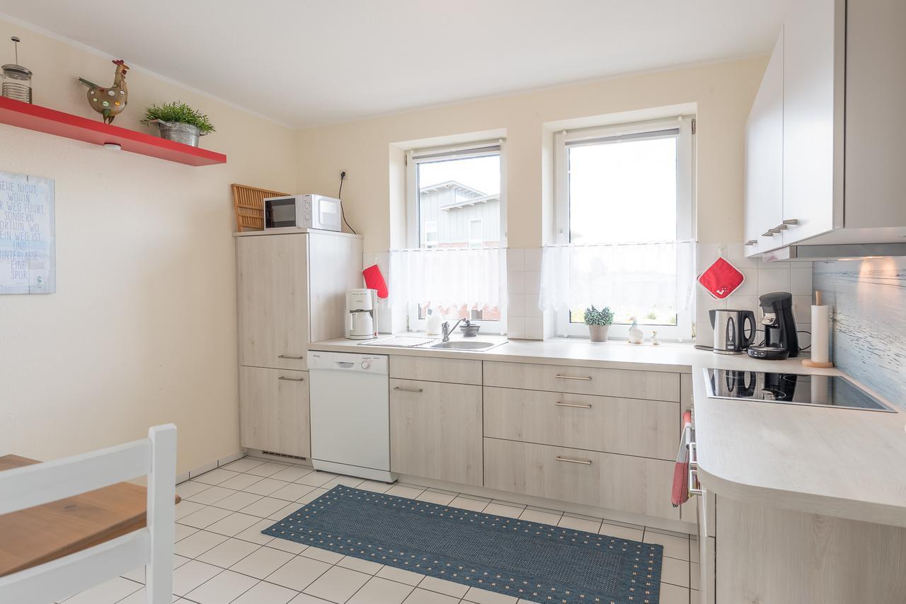 Hafenflair Apartment Husum  Bagian luar foto